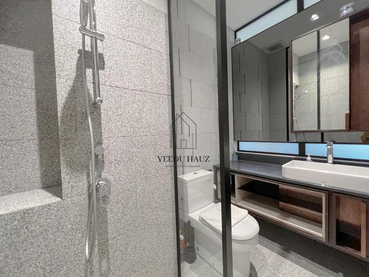Scarletz Suites At Klcc By Veedu Hauz Kuala Lumpur Extérieur photo
